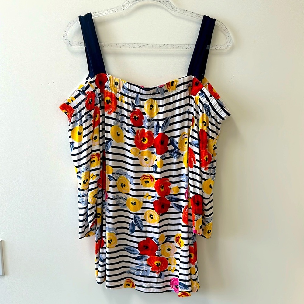 Lane Bryant • Cold Shoulder Floral Top • Sz 14–16